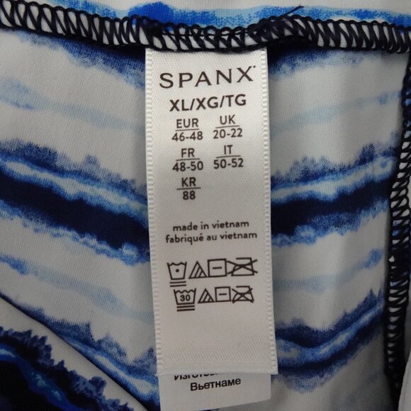 Spanx Sunshine Shorts Women's Size XL Blue White Stripe Pull On Slimming - Picture 5 of 8